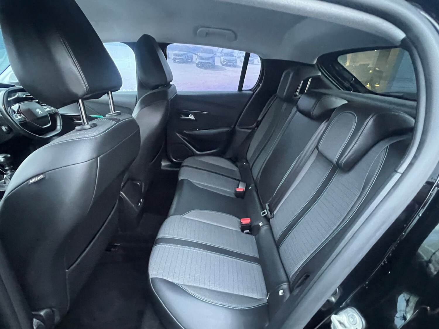 Used Peugeot 208 2020 for sale - 77706348: Photo 13