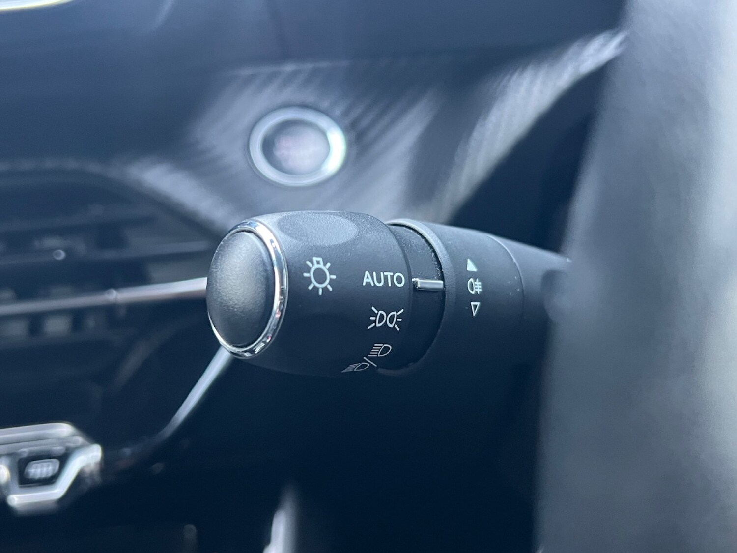 Used Peugeot 208 2020 for sale - 77706348: Photo 23