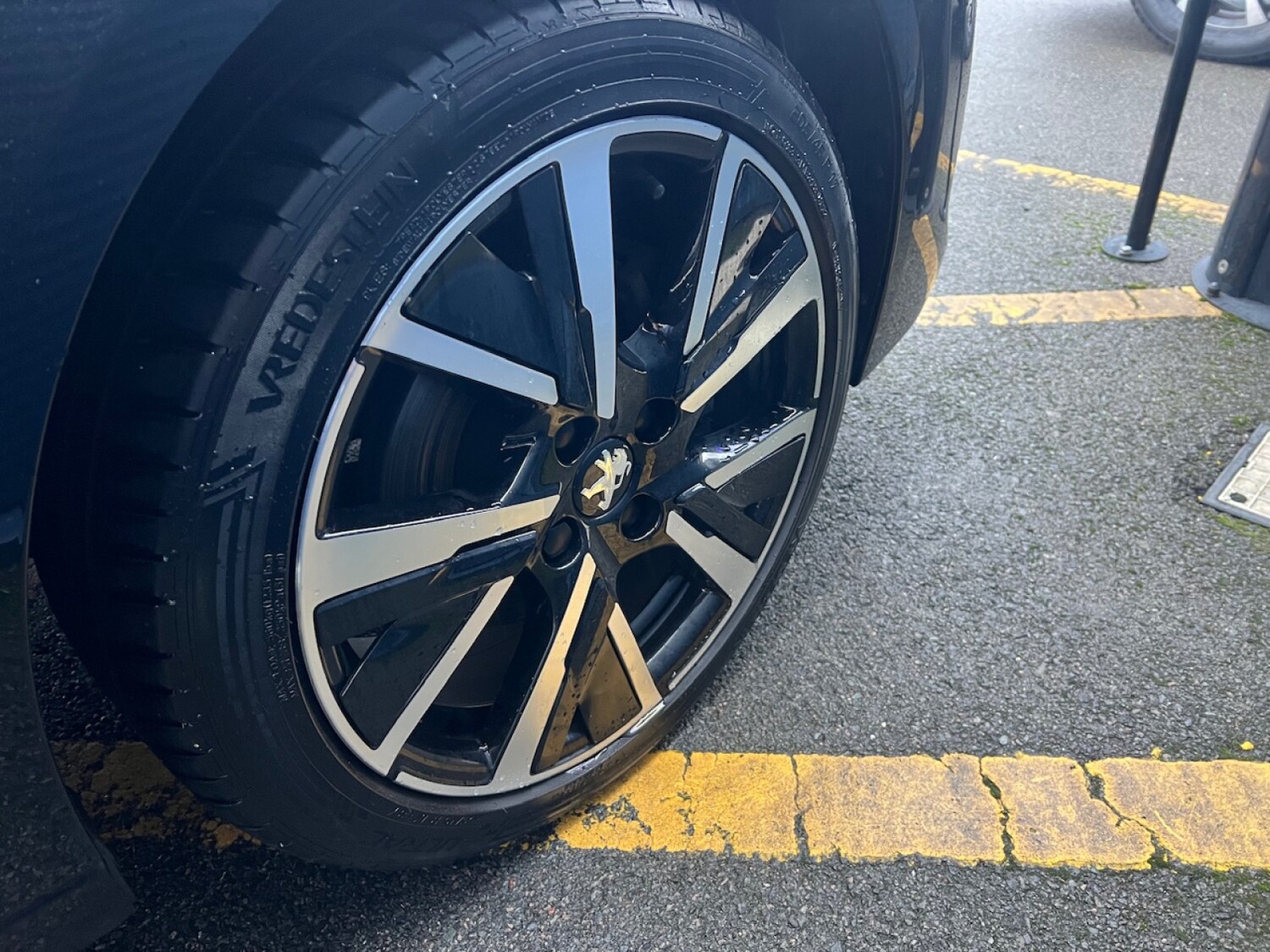 Used Peugeot 208 2020 for sale - 77706348: Photo 9