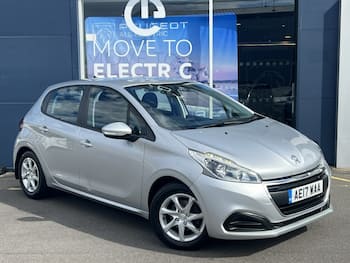 Used Peugeot 208 2017 for sale - 79691839: Photo