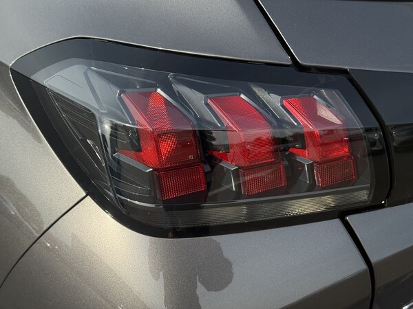 Used Peugeot 208 2023 for sale - 75501900: Photo 19