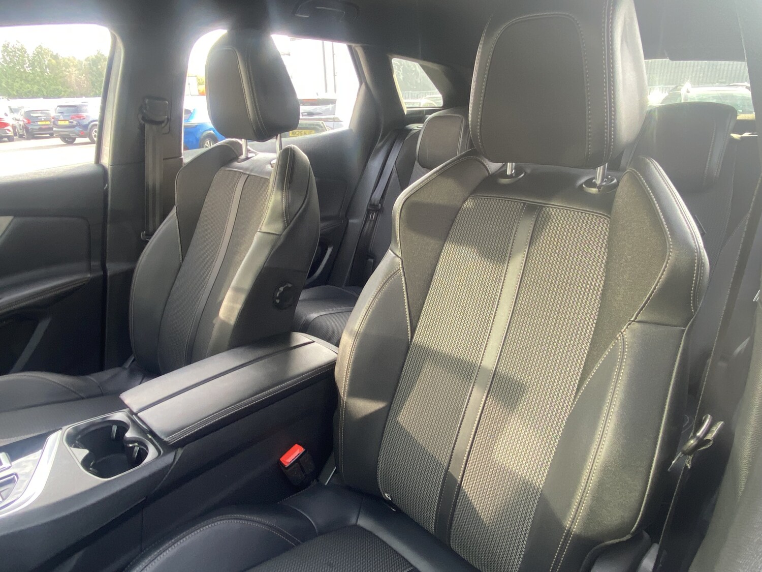 Used Peugeot 3008 2023 for sale - 77971739: Photo 17