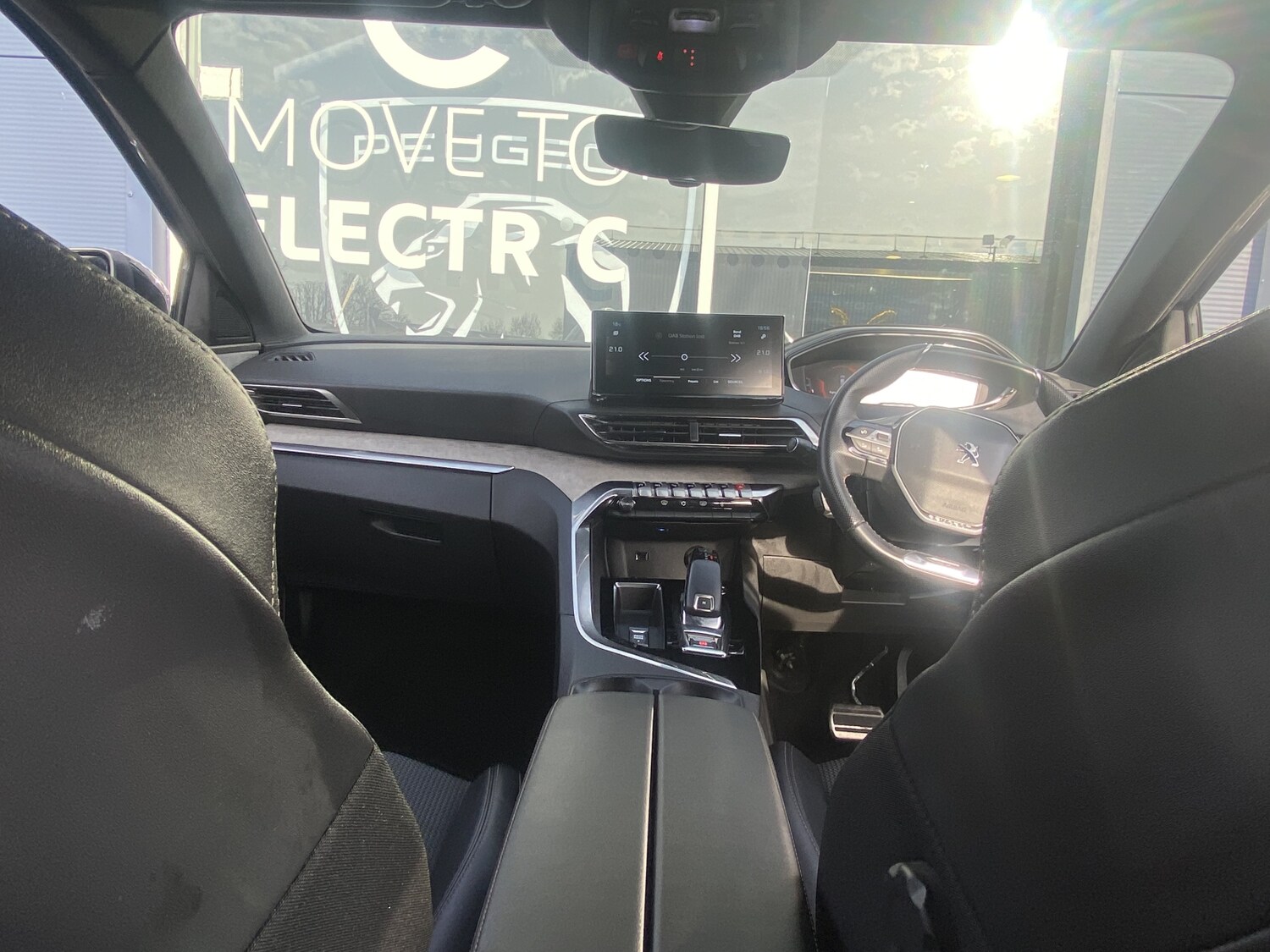 Used Peugeot 3008 2023 for sale - 77971739: Photo 19