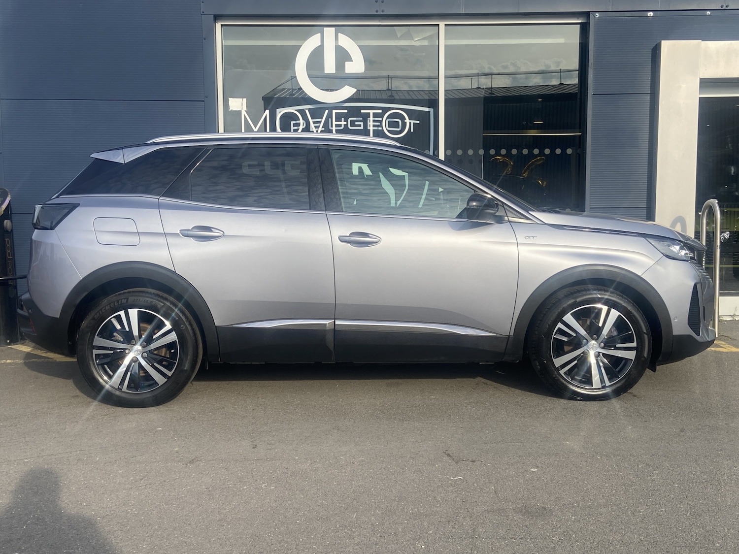 Used Peugeot 3008 2023 for sale - 77971739: Photo 3