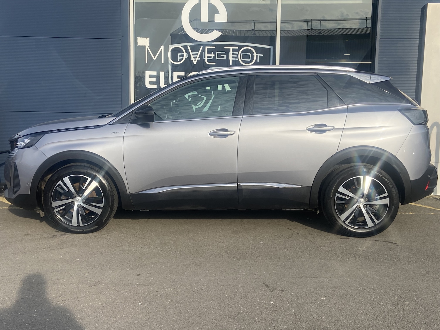 Used Peugeot 3008 2023 for sale - 77971739: Photo 4