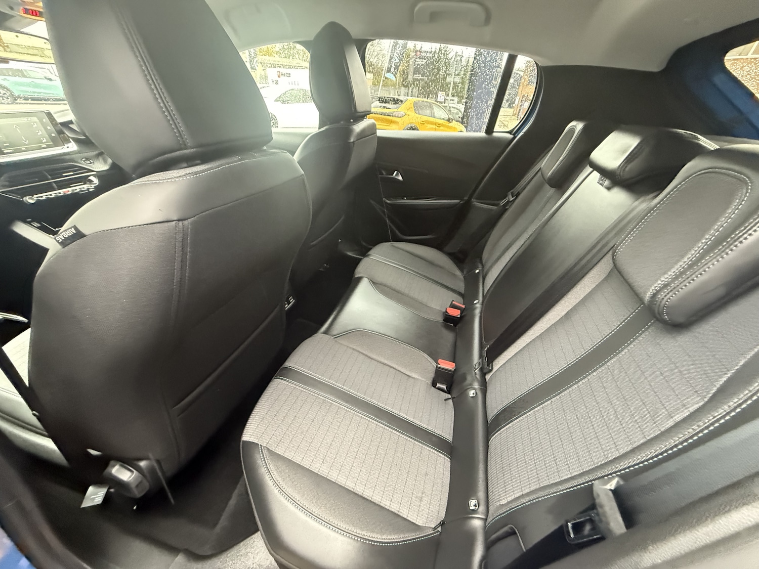 Used Peugeot 208 2023 for sale - 76375508: Photo 6