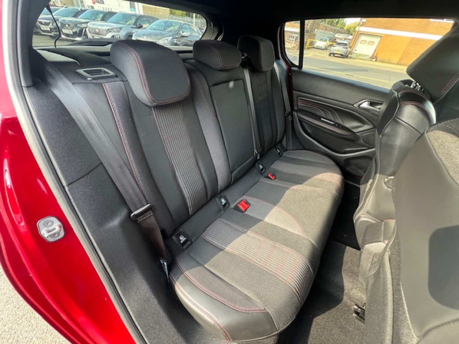 Used Peugeot 308 2017 for sale - 76044359: Photo 19