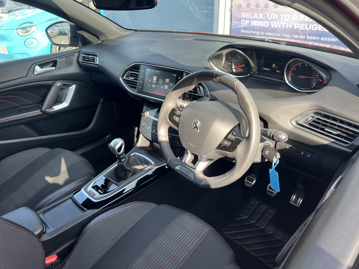 Used Peugeot 308 2017 for sale - 76044359: Photo 3