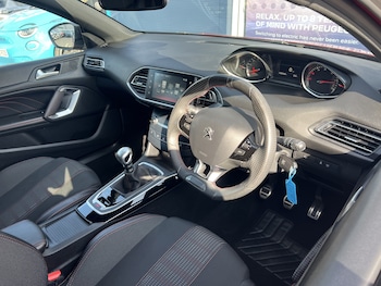 Used Peugeot 308 2017 for sale - 76044359: Photo 3