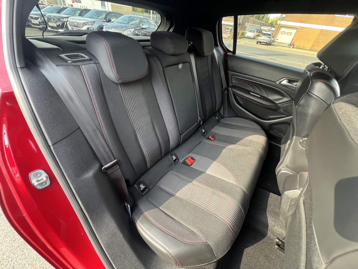 Used Peugeot 308 2017 for sale - 76044359: Photo 6