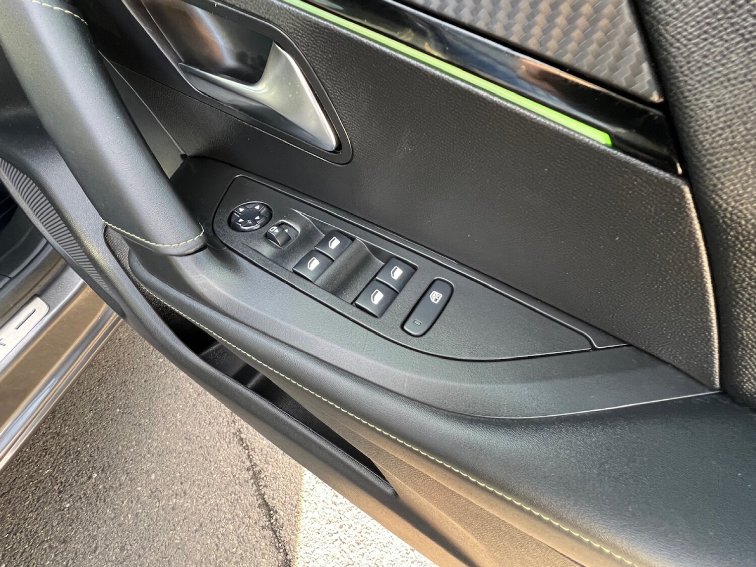 Used Peugeot 2008 2021 for sale - 76466566: Photo 16