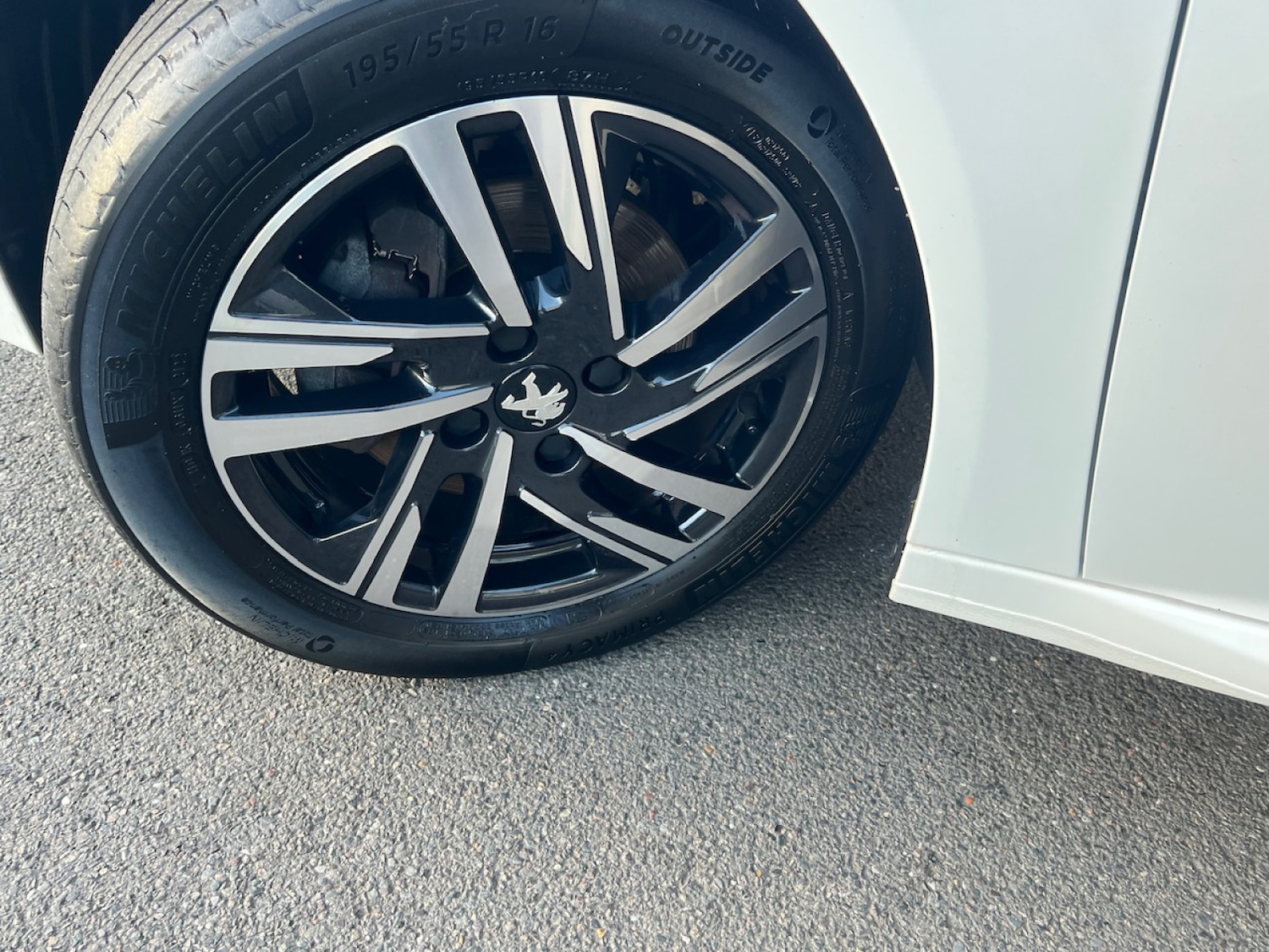 Used Peugeot 208 2022 for sale - 76684255: Photo 14