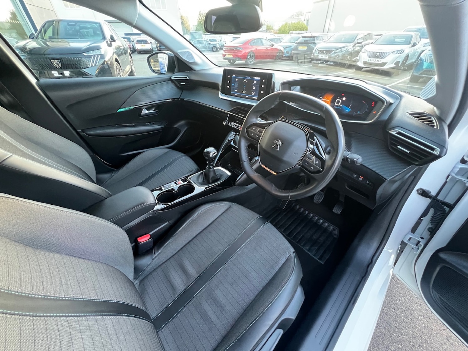 Used Peugeot 208 2022 for sale - 76684255: Photo 21