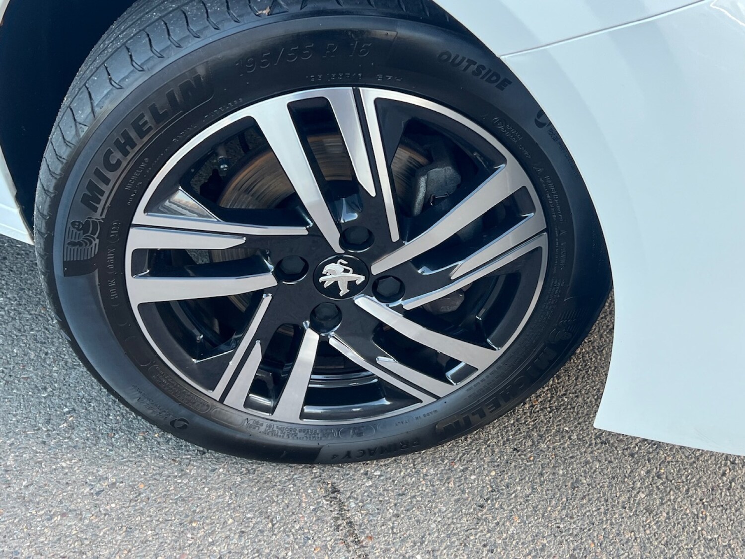 Used Peugeot 208 2022 for sale - 76684255: Photo 4