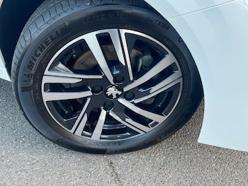 Used Peugeot 208 2022 for sale - 76684255: Photo