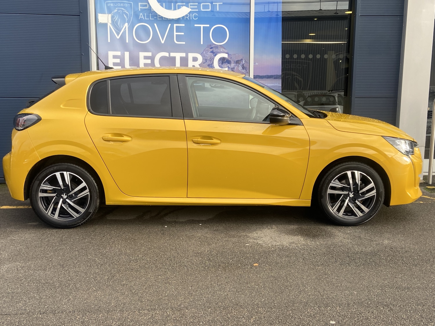 Used Peugeot 208 2023 for sale - 76750132: Photo 16