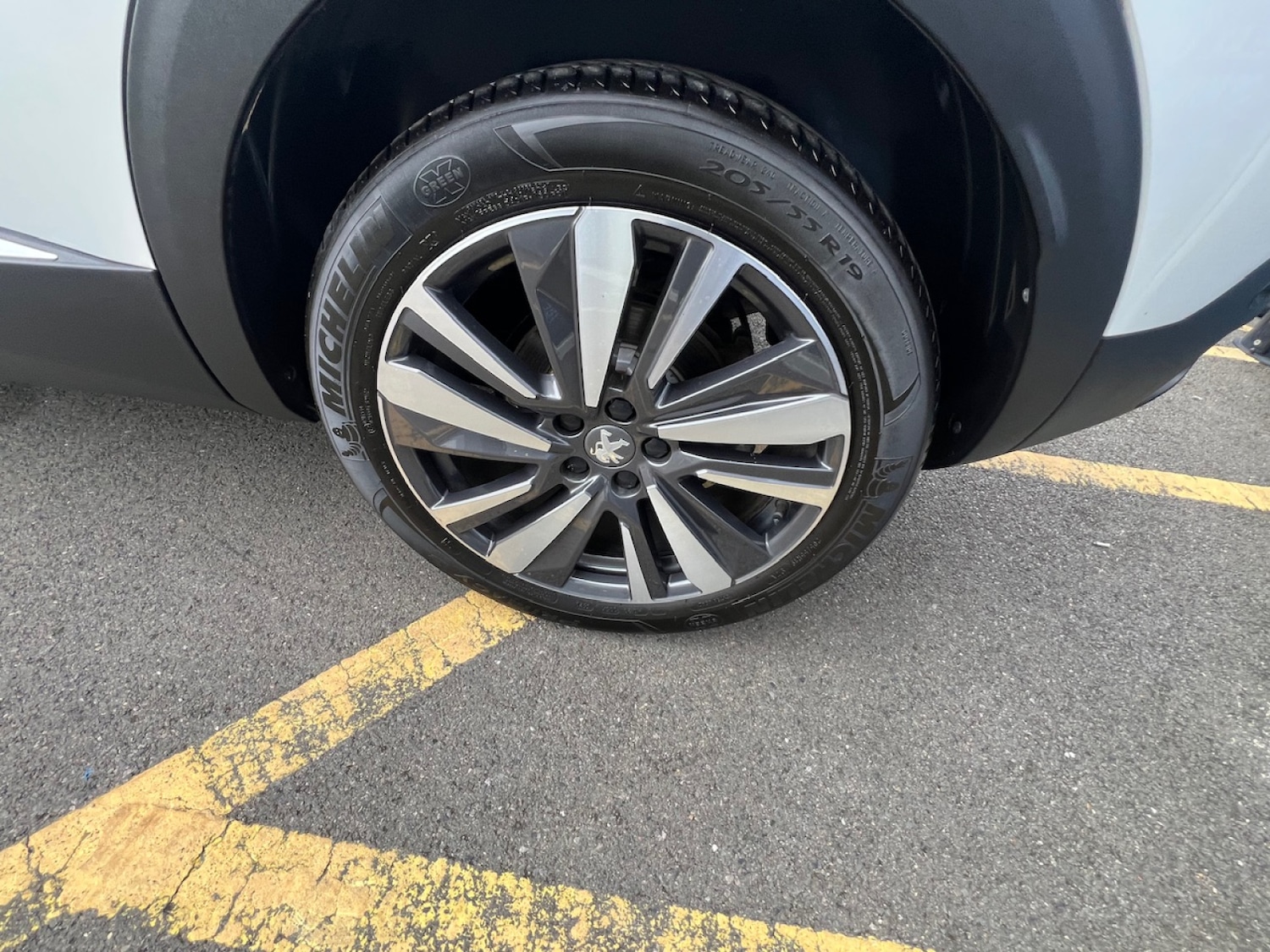 Used Peugeot 3008 2020 for sale - 76104146: Photo 14