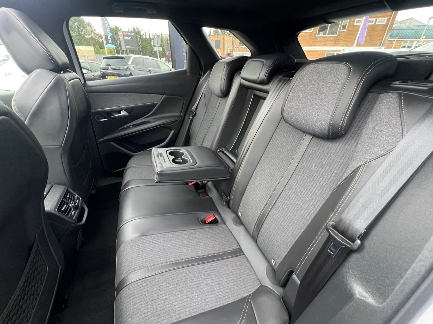 Used Peugeot 3008 2020 for sale - 76104146: Photo 23