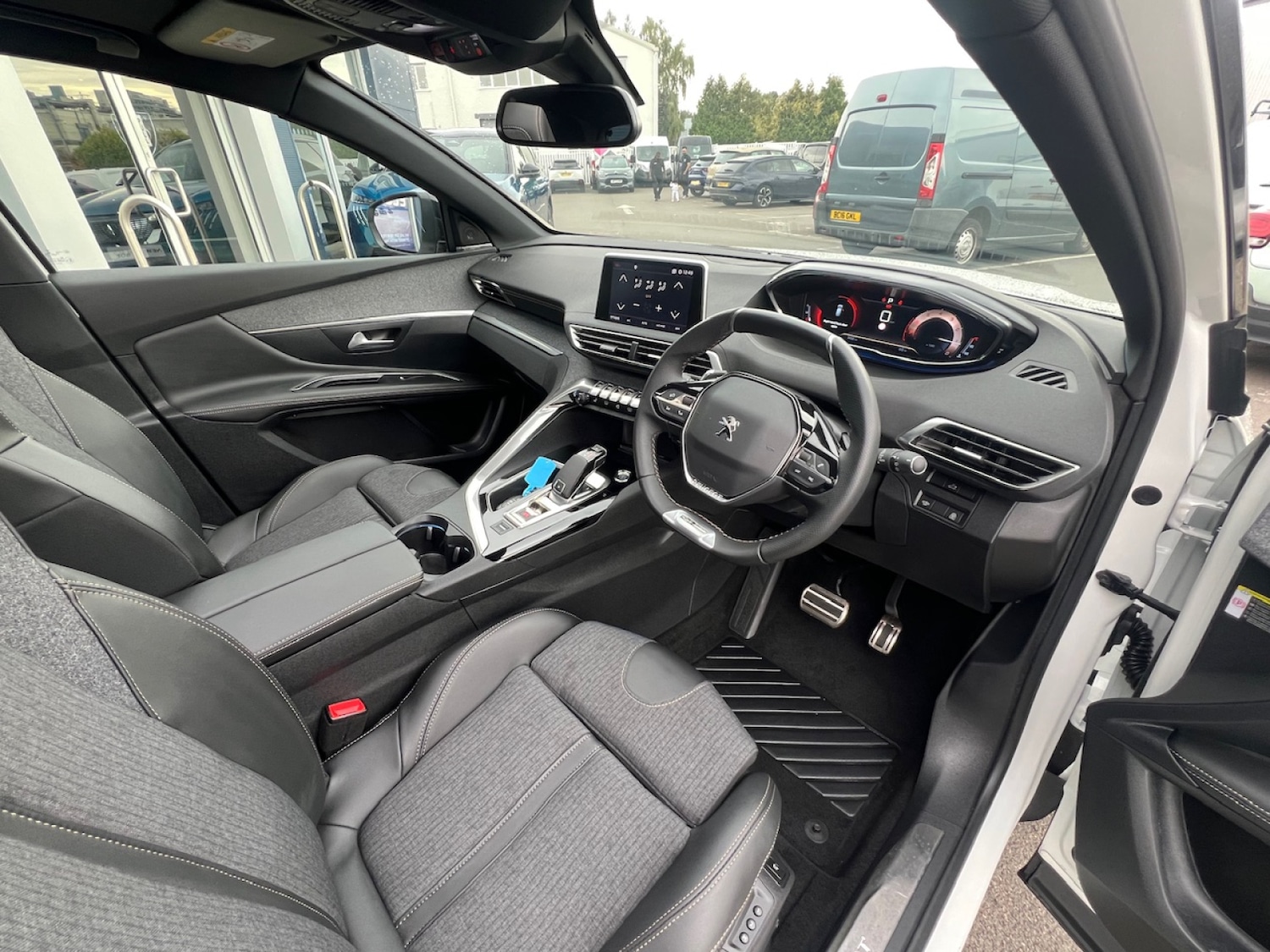 Used Peugeot 3008 2020 for sale - 76104146: Photo 24