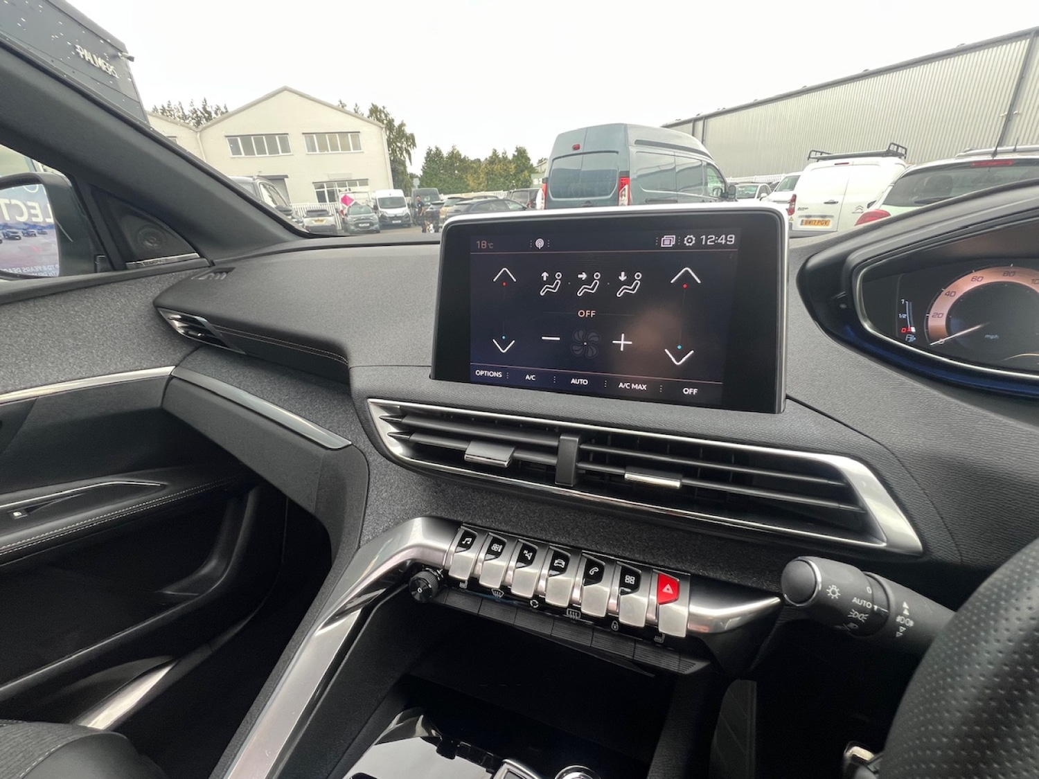 Used Peugeot 3008 2020 for sale - 76104146: Photo 25