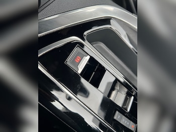Used Peugeot 3008 2020 for sale - 76104146: Photo 2