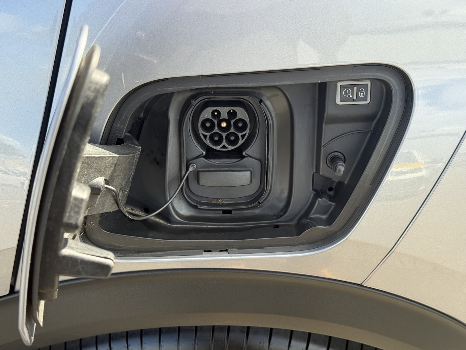 Vehicle 25