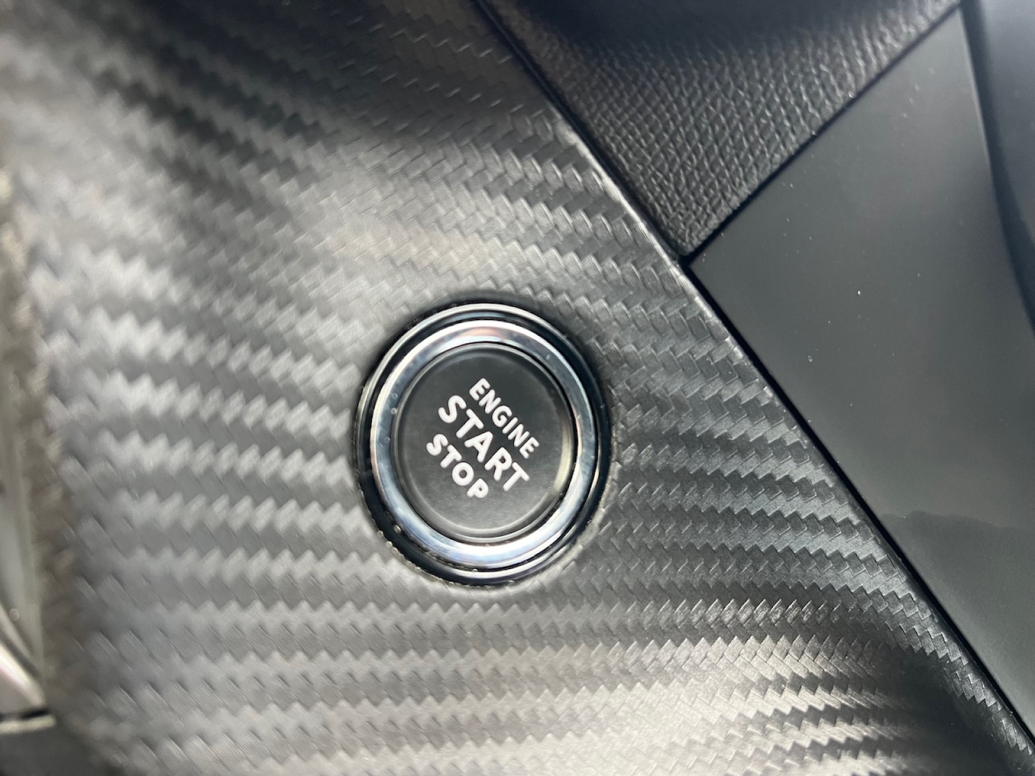 Used Peugeot 2008 2022 for sale - 76104398: Photo 8