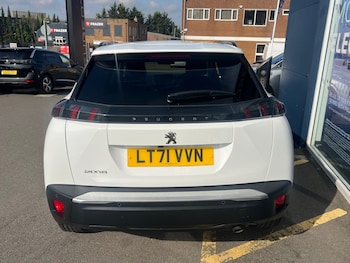 Used Peugeot 2008 2021 for sale - 75946757: Photo
