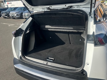 Used Peugeot 2008 2021 for sale - 75946757: Photo