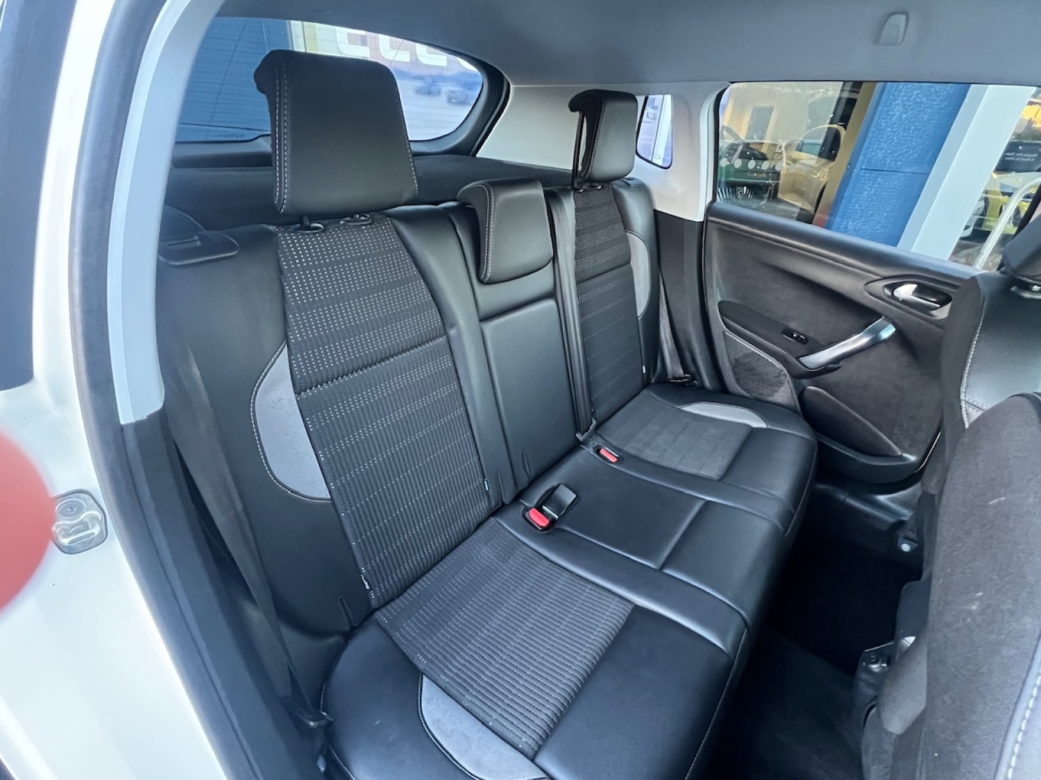 Used Peugeot 2008 2018 for sale - 77178190: Photo 5