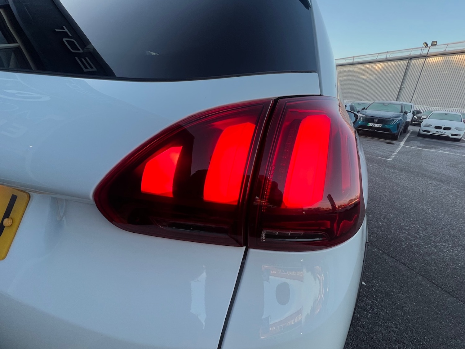 Used Peugeot 2008 2018 for sale - 77178190: Photo 8