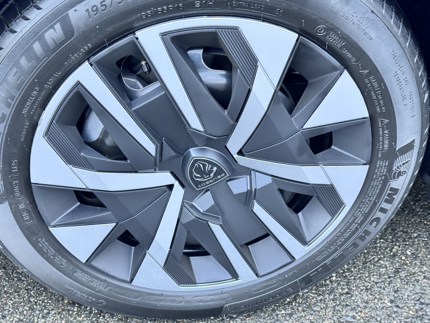 Used Peugeot 208 2025 for sale - 76312445: Photo 6