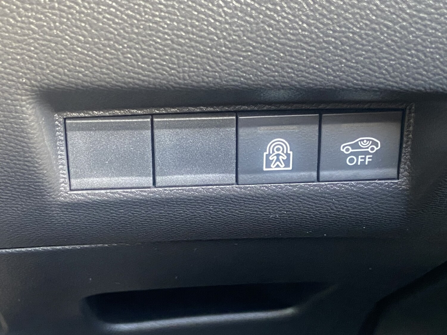 Used Peugeot 208 2024 for sale - 76466456: Photo 24