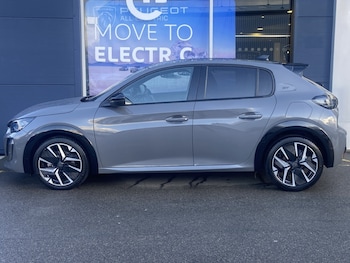 Used Peugeot 208 2024 for sale - 76466456: Photo