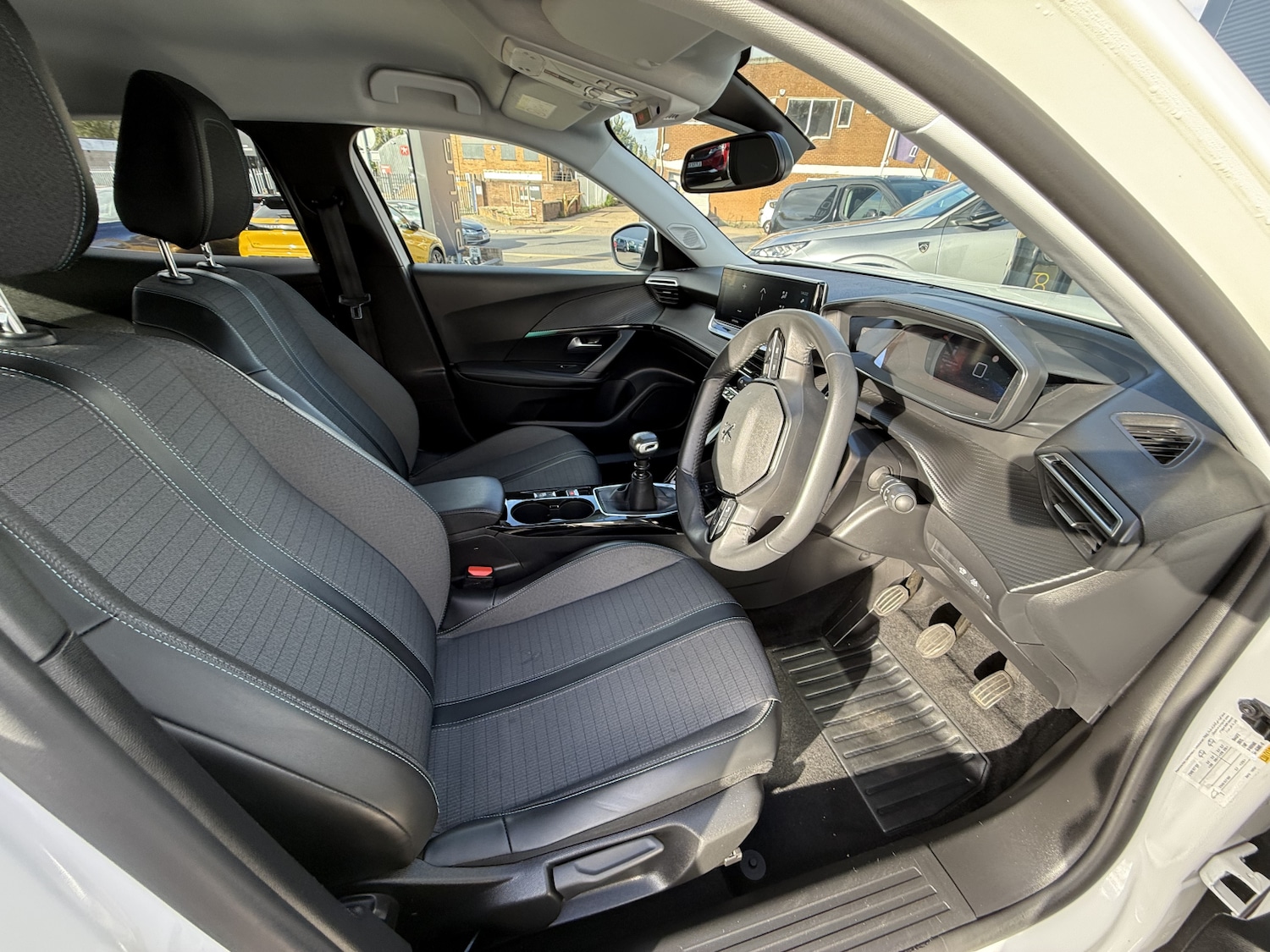 Used Peugeot 2008 2021 for sale - 76244542: Photo 14