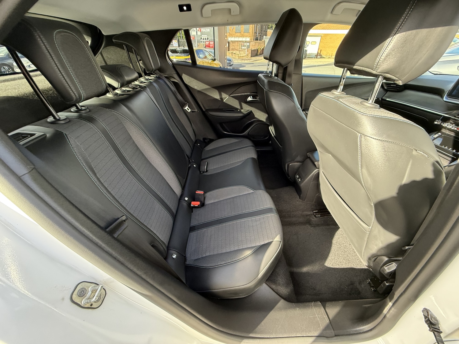 Used Peugeot 2008 2021 for sale - 76244542: Photo 16