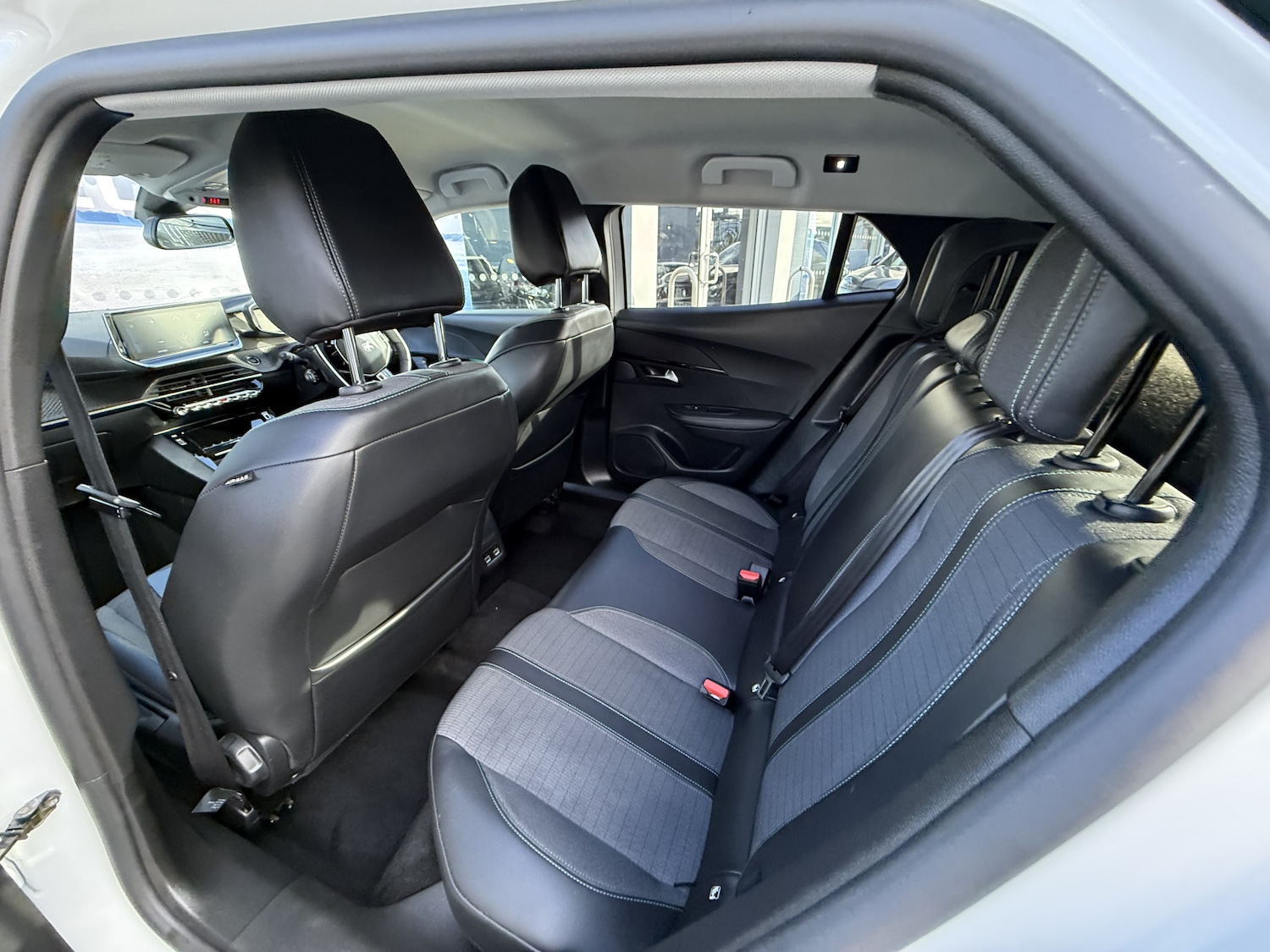 Used Peugeot 2008 2021 for sale - 76244542: Photo 8