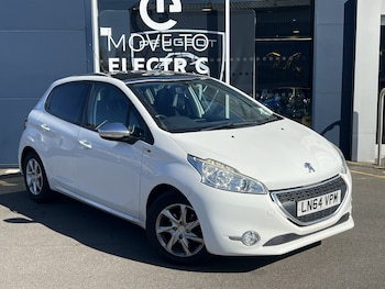 Used Peugeot 208 2014 for sale - 77975507: Photo