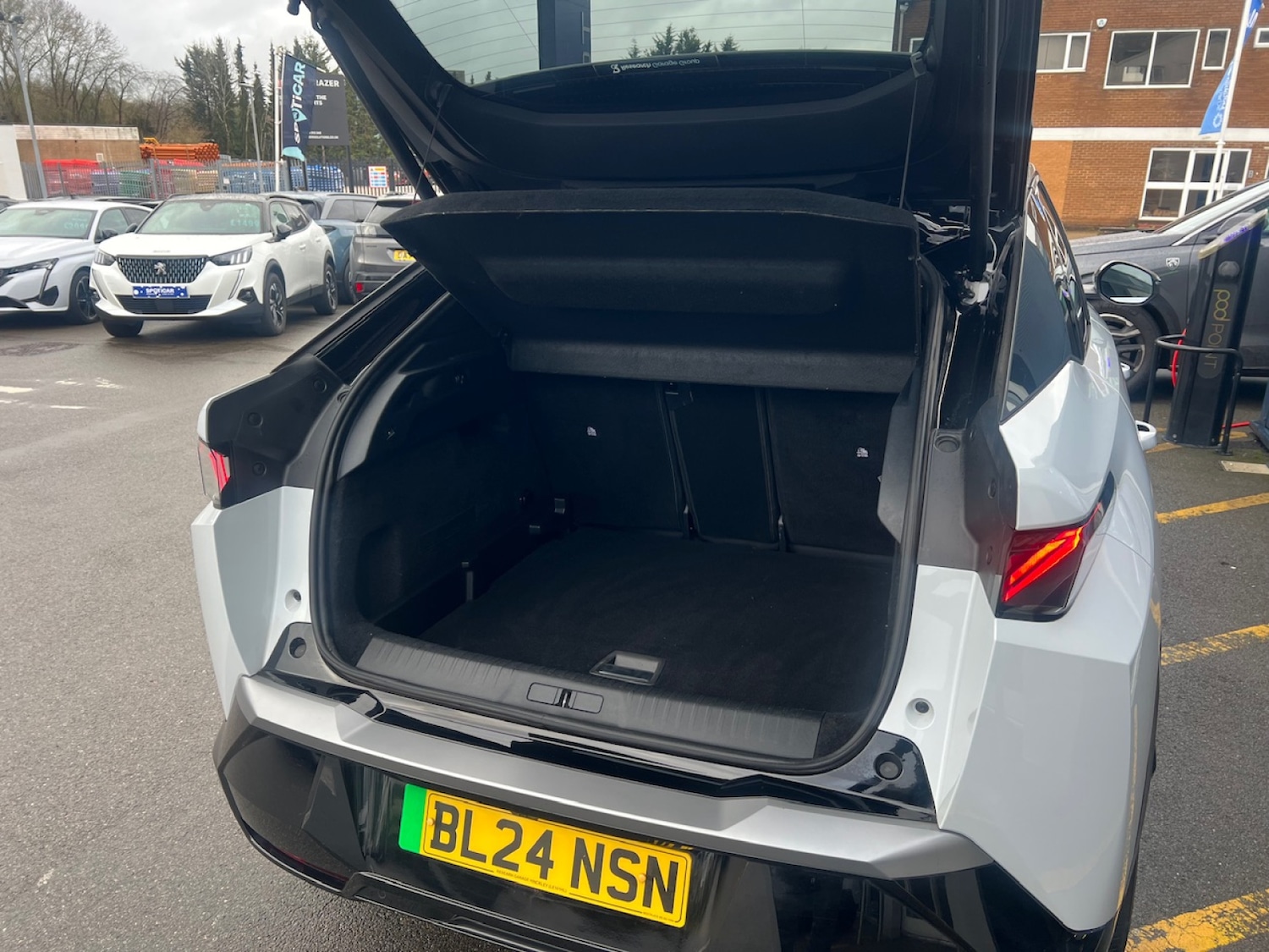 Used Peugeot 3008 2024 for sale - 77457858: Photo 12