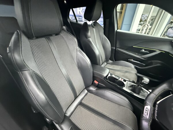 Used Peugeot 2008 2022 for sale - 76196081: Photo 17