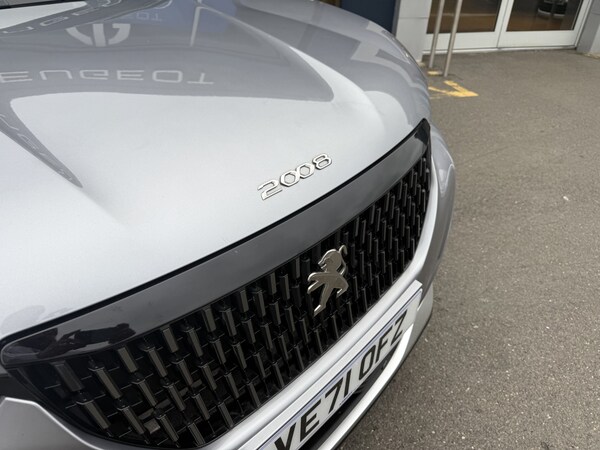 Used Peugeot 2008 2022 for sale - 76196081: Photo 4