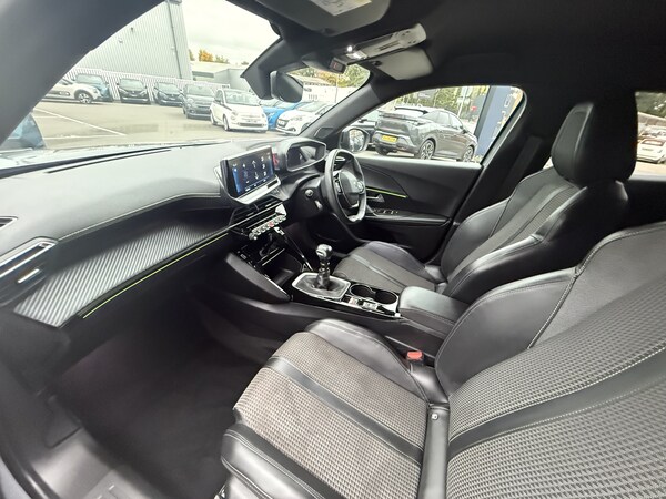 Used Peugeot 2008 2022 for sale - 76196081: Photo 8