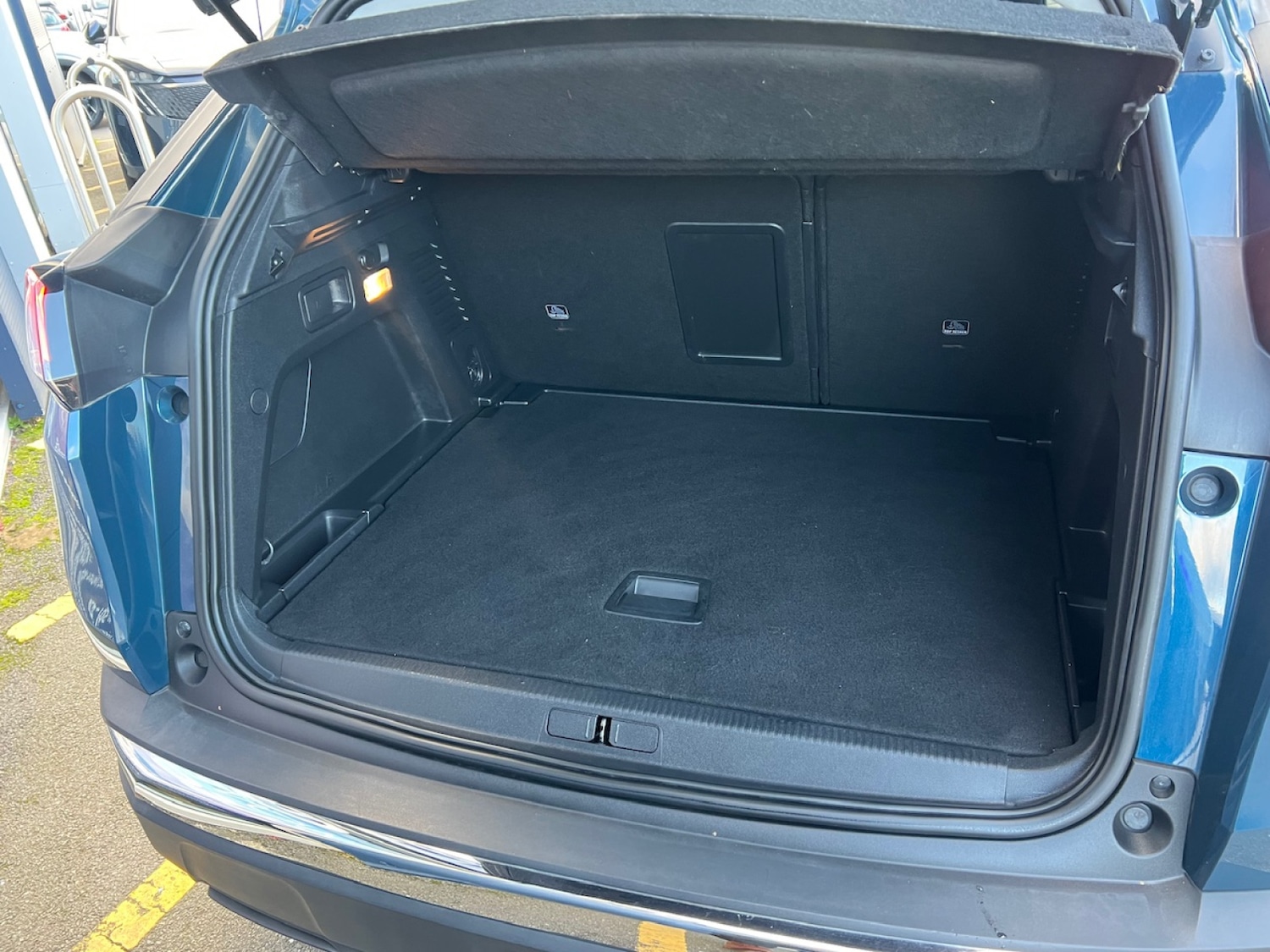 Used Peugeot 3008 2022 for sale - 77095338: Photo 8