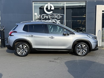 Used Peugeot 2008 2019 for sale - 77810119: Photo