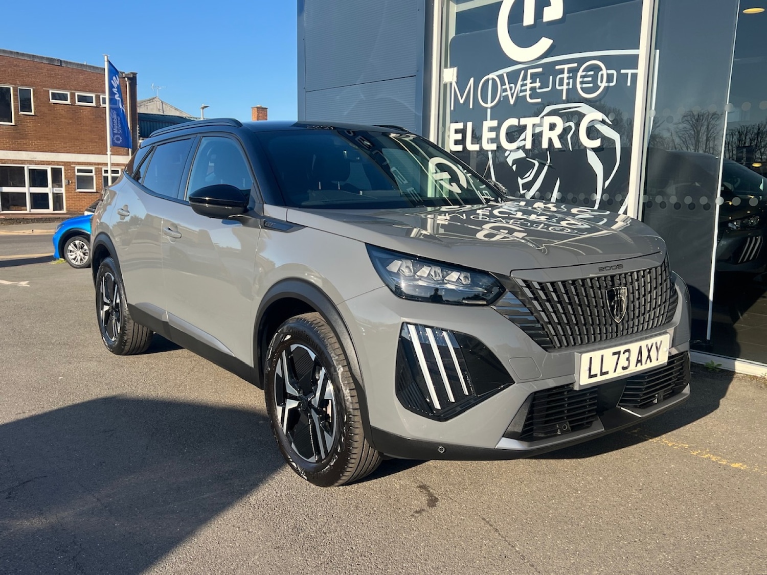 Used Peugeot 2008 2023 for sale - 77942057: Photo 4