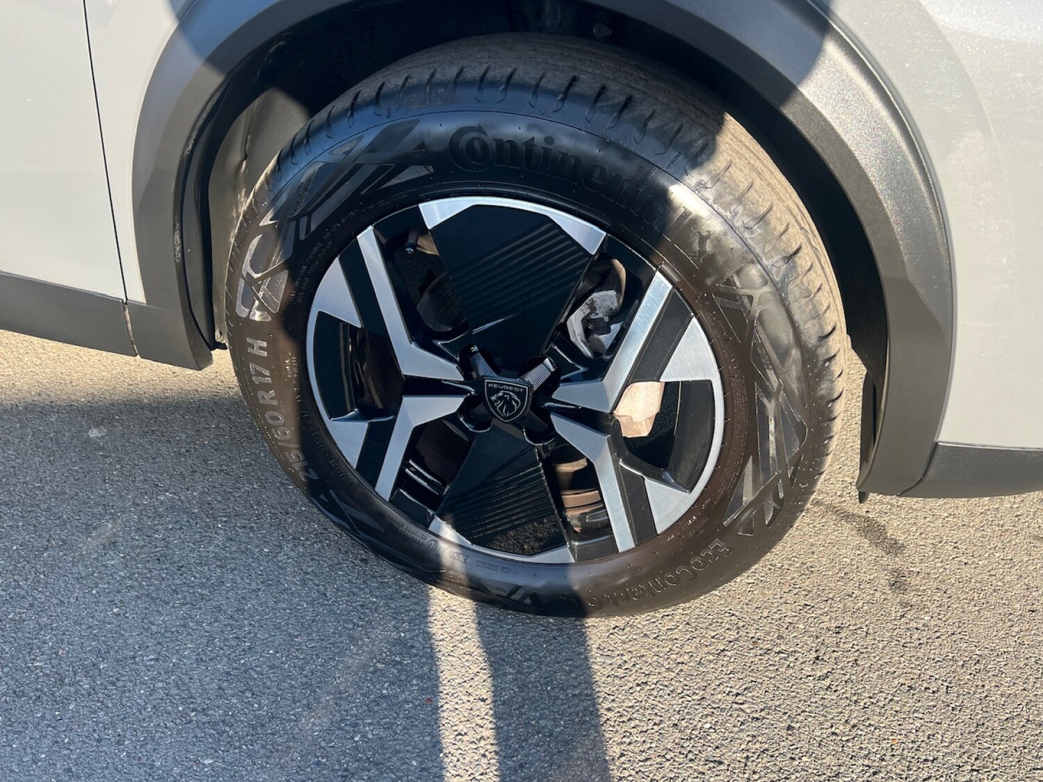 Used Peugeot 2008 2023 for sale - 77942057: Photo 6