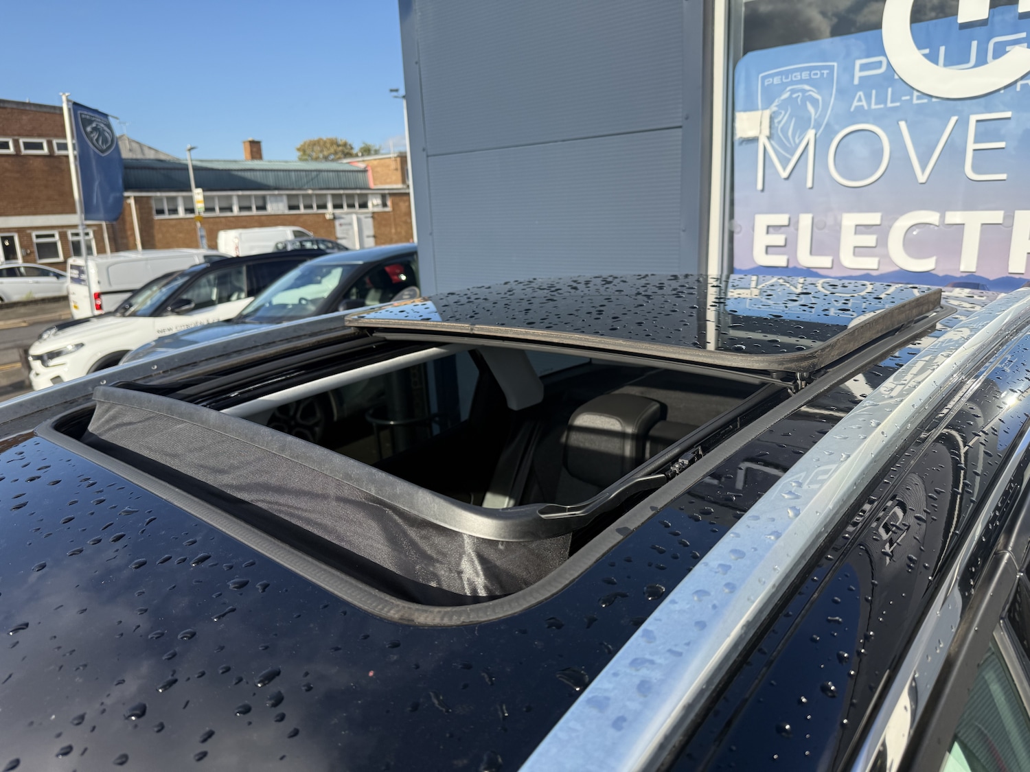 Used Peugeot 3008 2018 for sale - 76834740: Photo 23