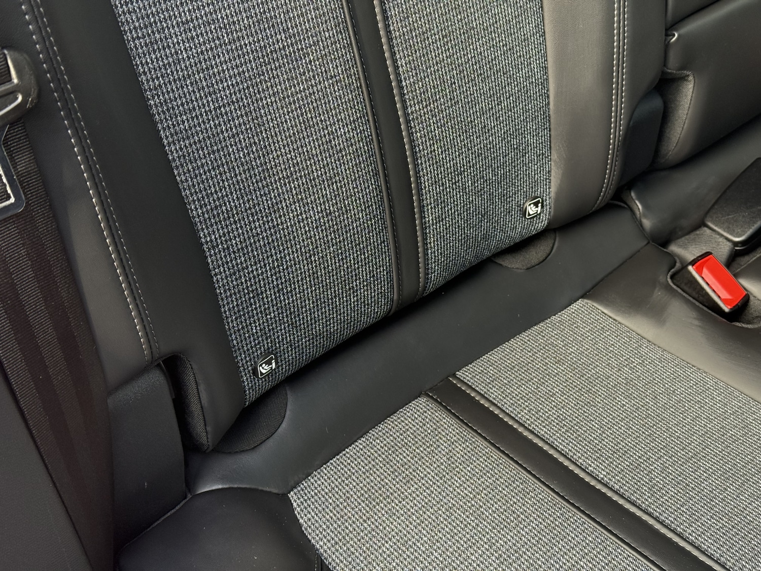 Used Peugeot 3008 2018 for sale - 76834740: Photo 7