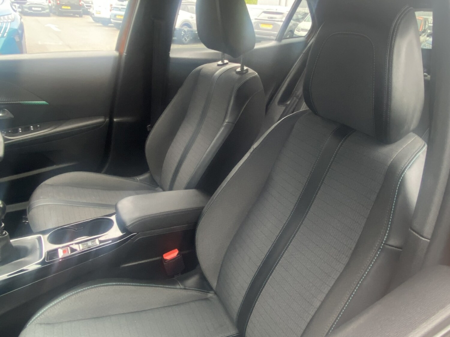 Used Peugeot 2008 2023 for sale - 76196000: Photo 20