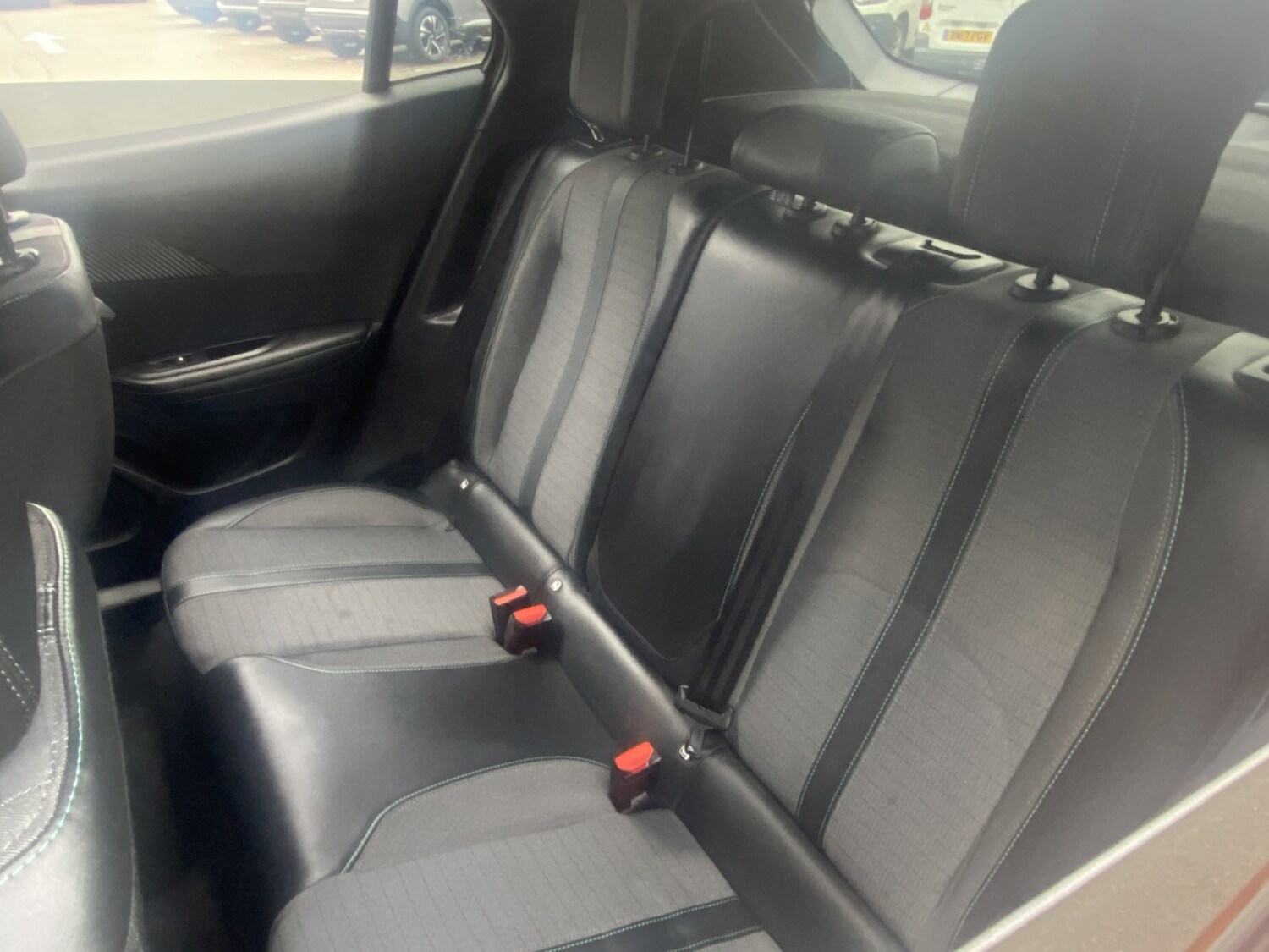 Used Peugeot 2008 2023 for sale - 76196000: Photo 21